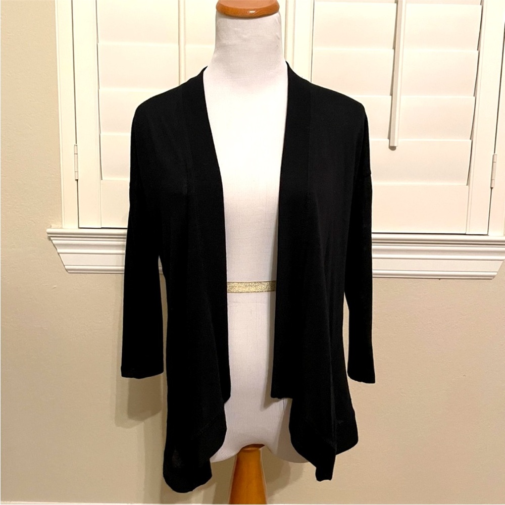 NWOT Bobeau Petite Women's
Black Cardigan